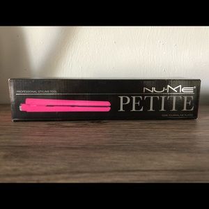 ✖️SOLD✖️ NUME Petite Hair Straightener/Flat Iron